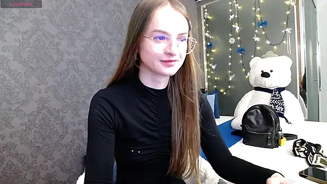 Snapshot of KateJonson chatting on 1, 12, 2025 KateJonson online show from 1, 12, 2025