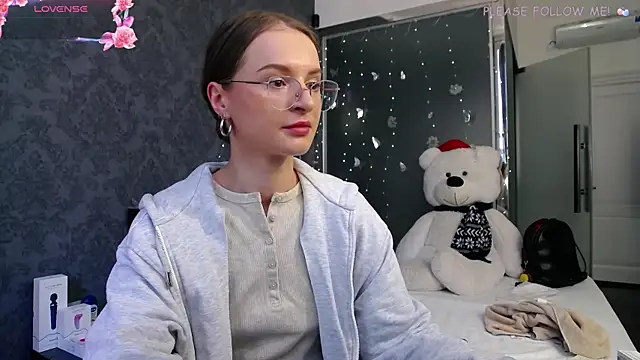 KateJonson online show from 11, 5, 2026