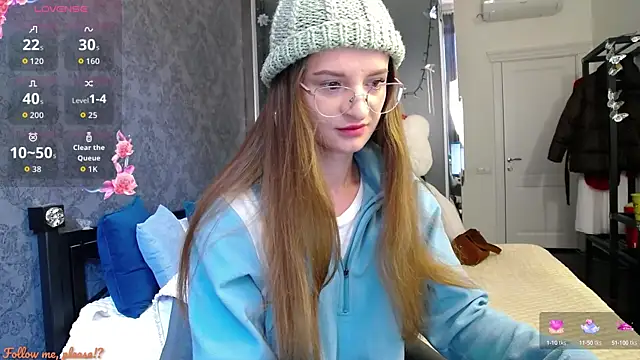 Snapshot of KateJonson chatting on 8, 10, 2025 KateJonson online show from 8, 10, 2025