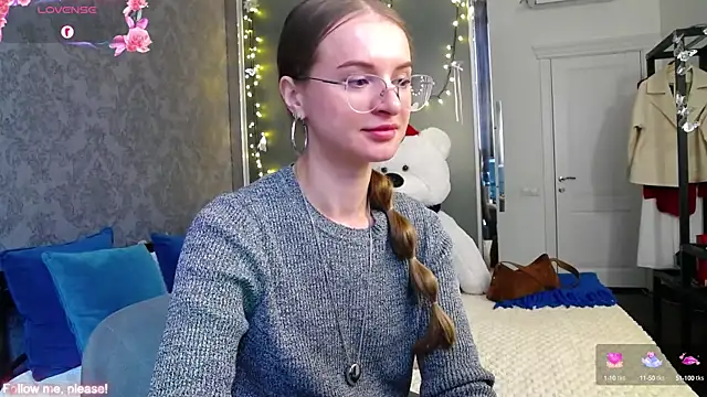 Snapshot of KateJonson chatting on 29, 9, 2025 KateJonson online show from 29, 9, 2025