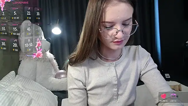 KateJonson online show from 21, 7, 2026