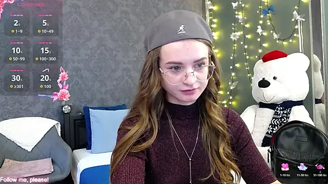 Snapshot of KateJonson chatting on 3, 11, 2025 KateJonson online show from 3, 11, 2025