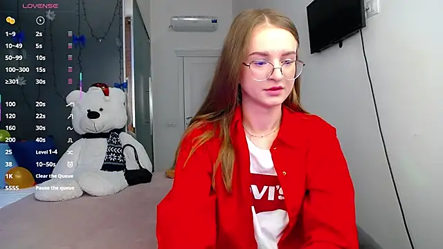 Snapshot of KateJonson chatting on 21, 3, 2025 KateJonson online show from 21, 3, 2025