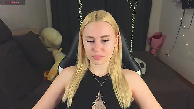 Snapshot of Alenca_hot_sex chatting on 20, 2, 2025 Alenca hot sex online show from 20, 2, 2025