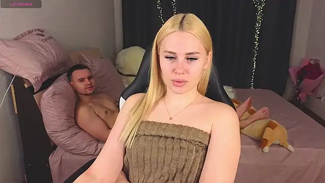 Snapshot of Alenca_hot_sex chatting on 25, 2, 2025 Alenca hot sex online show from 25, 2, 2025