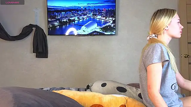 Snapshot of Alenca_hot_sex chatting on 1, 11, 2025 Alenca hot sex online show from 1, 11, 2025