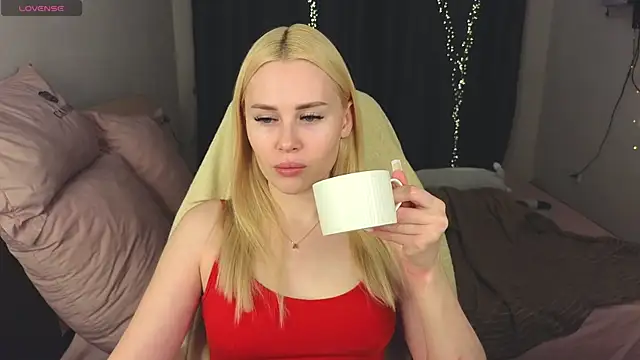 Snapshot of Alenca_hot_sex chatting on 15, 3, 2025 Alenca hot sex online show from 15, 3, 2025