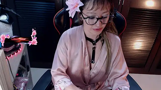 Snapshot of pink-2022 chatting on 9, 5, 2026 pink-2022 online show from 9, 5, 2026