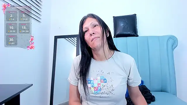 Snapshot of Cleopatra_Trans chatting on 14, 7, 2026 Cleopatra Trans online show from 14, 7, 2026
