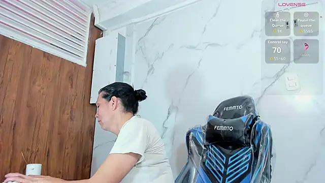 Cleopatra Trans online show from 23, 5, 2026