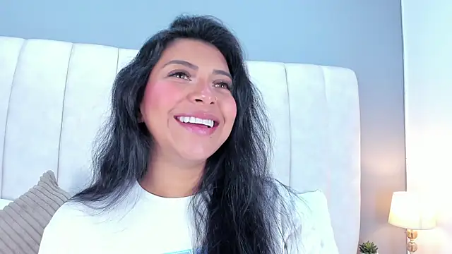 Snapshot of _BunnyNaugthy chatting on 14, 11, 2025 BunnyNaugthy online show from 14, 11, 2025