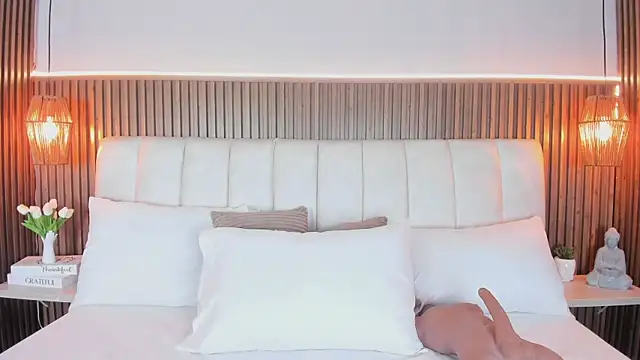  BunnyNaugthy online show from 15, 3, 2026