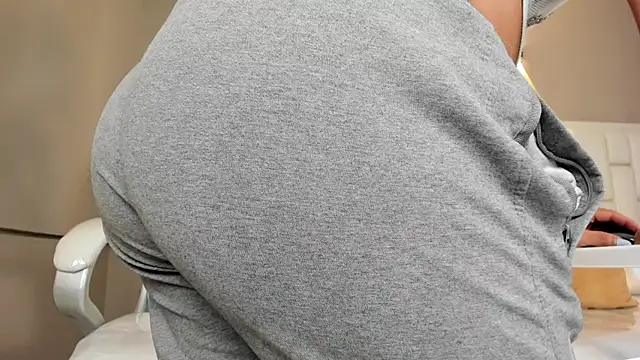 Snapshot of _BunnyNaugthy chatting on 10, 9, 2025 BunnyNaugthy online show from 10, 9, 2025