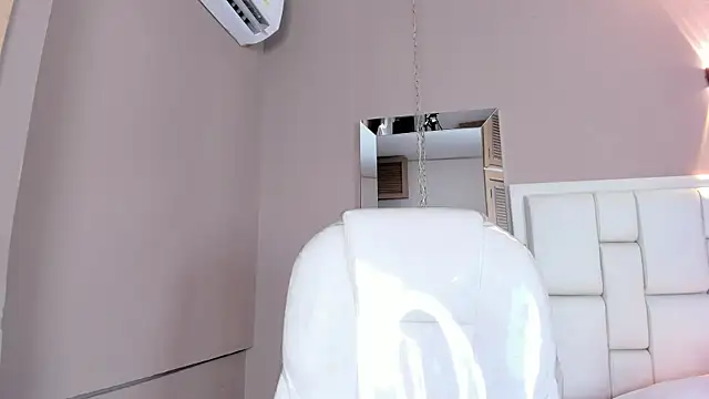 Snapshot of _BunnyNaugthy chatting on 21, 10, 2025 BunnyNaugthy online show from 21, 10, 2025