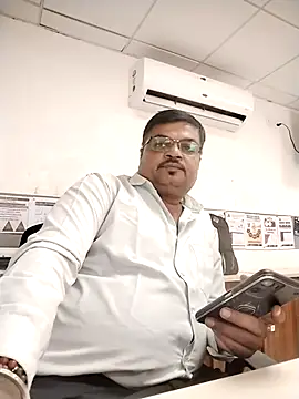 Desi Londa 143 online show from 25, 9, 2025