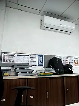 Desi Londa 143 online show from 8, 10, 2025