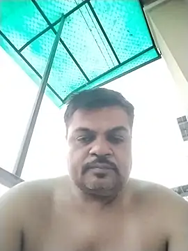 Snapshot of Desi_Londa_143 chatting on 14, 6, 2026 Desi Londa 143 online show from 14, 6, 2026