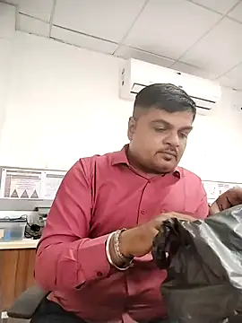 Desi Londa 143 online show from 17, 9, 2025