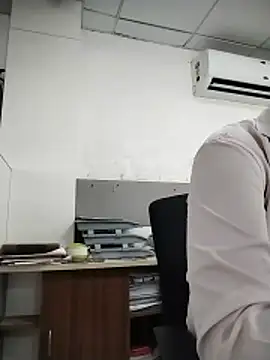 Desi Londa 143 online show from 20, 5, 2026