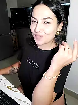 Snapshot of hot-babygirl chatting on 24, 6, 2026 hot-babygirl online show from 24, 6, 2026