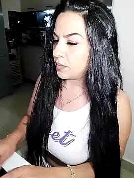 hot-babygirl online show from 13, 4, 2026