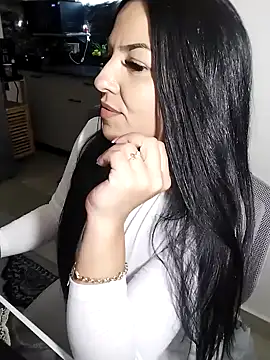 hot-babygirl online show from 3, 4, 2026