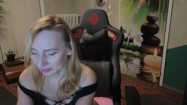 HotLana69 online show from 16, 12, 2025