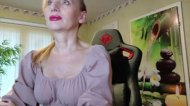 HotLana69 online show from 5, 10, 2025