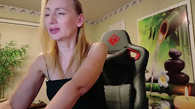 HotLana69 online show from 21, 10, 2025