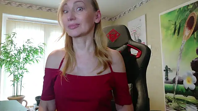 HotLana69 online show from 18, 5, 2026