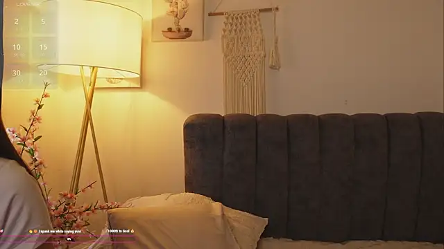 bunnycuteshy online show from 30, 9, 2025