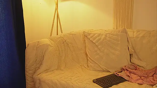 bunnycuteshy online show from 20, 11, 2025