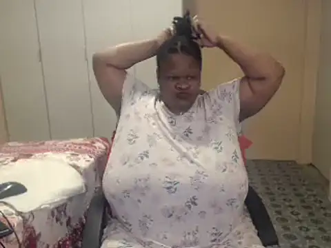 sweetnoziexx online show from 4, 12, 2025