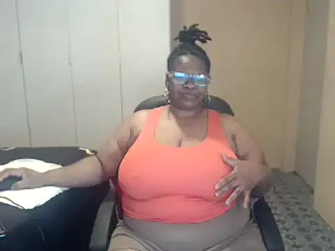 sweetnoziexx online show from 2, 11, 2025