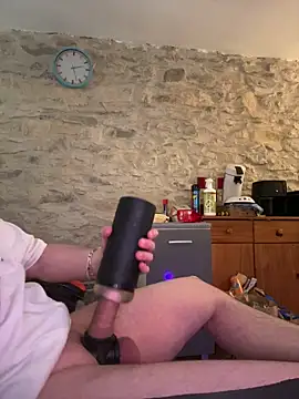 Snapshot of yann2392 chatting on 17, 5, 2026 yann2392 online show from 17, 5, 2026