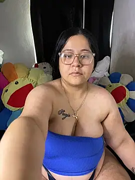 Snapshot of MsConejitaa chatting on 17, 7, 2026 MsConejitaa online show from 17, 7, 2026
