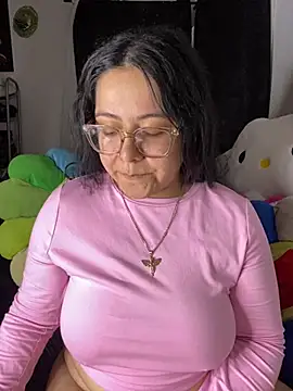 MsConejitaa online show from 11, 3, 2025