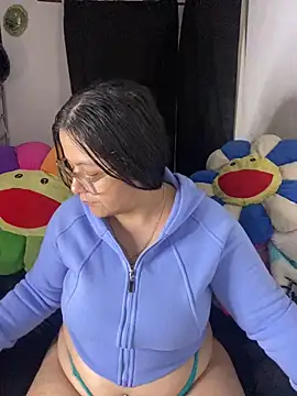 MsConejitaa online show from 17, 11, 2025