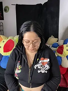 MsConejitaa online show from 11, 11, 2025