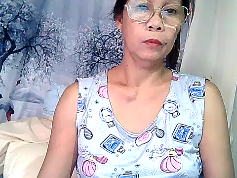 urwife tobe online show from 21, 9, 2025