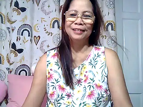 urwife tobe online show from 19, 4, 2026