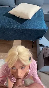 Nicoleevien online show from 8, 11, 2025