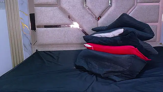 Snapshot of DANIK_STAR chatting on 12, 9, 2025 DANIK STAR online show from 12, 9, 2025