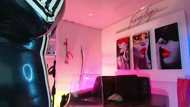 kayilyn online show from 15, 5, 2026