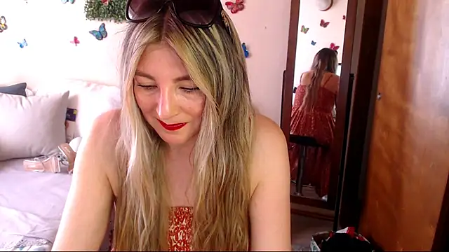 Jolie-Mature online show from 15, 5, 2026