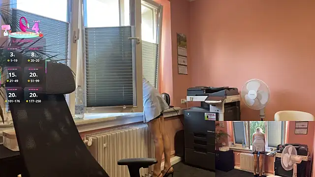 legsLONG online show from 20, 9, 2025