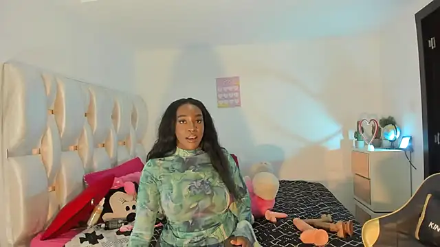 viioolleettaa online show from 18, 2, 2025