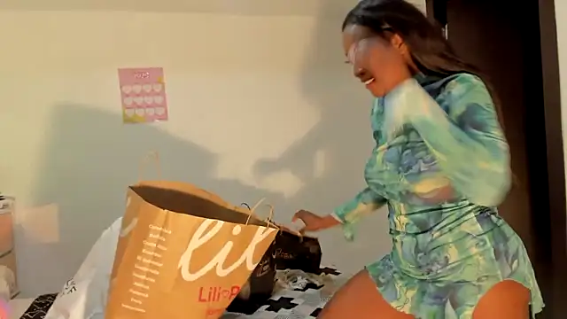 viioolleettaa online show from 16, 1, 2025