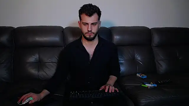 CrazyDom1 online show from 8, 3, 2026