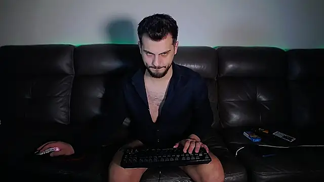 Snapshot of CrazyDom1 chatting on 22, 2, 2026 CrazyDom1 online show from 22, 2, 2026